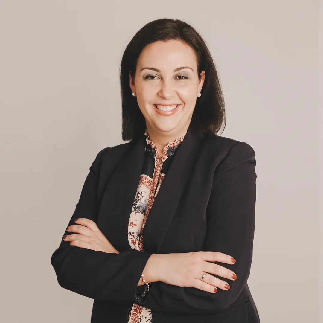 Beatriz Arias Moral. Especializada en cláusulas abusivas, tarjetas revolving, seguros de vida hipoteca abusivos y estafas bancarias.